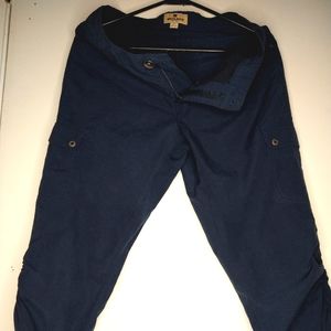 Woolrich Navy Blue Capri's